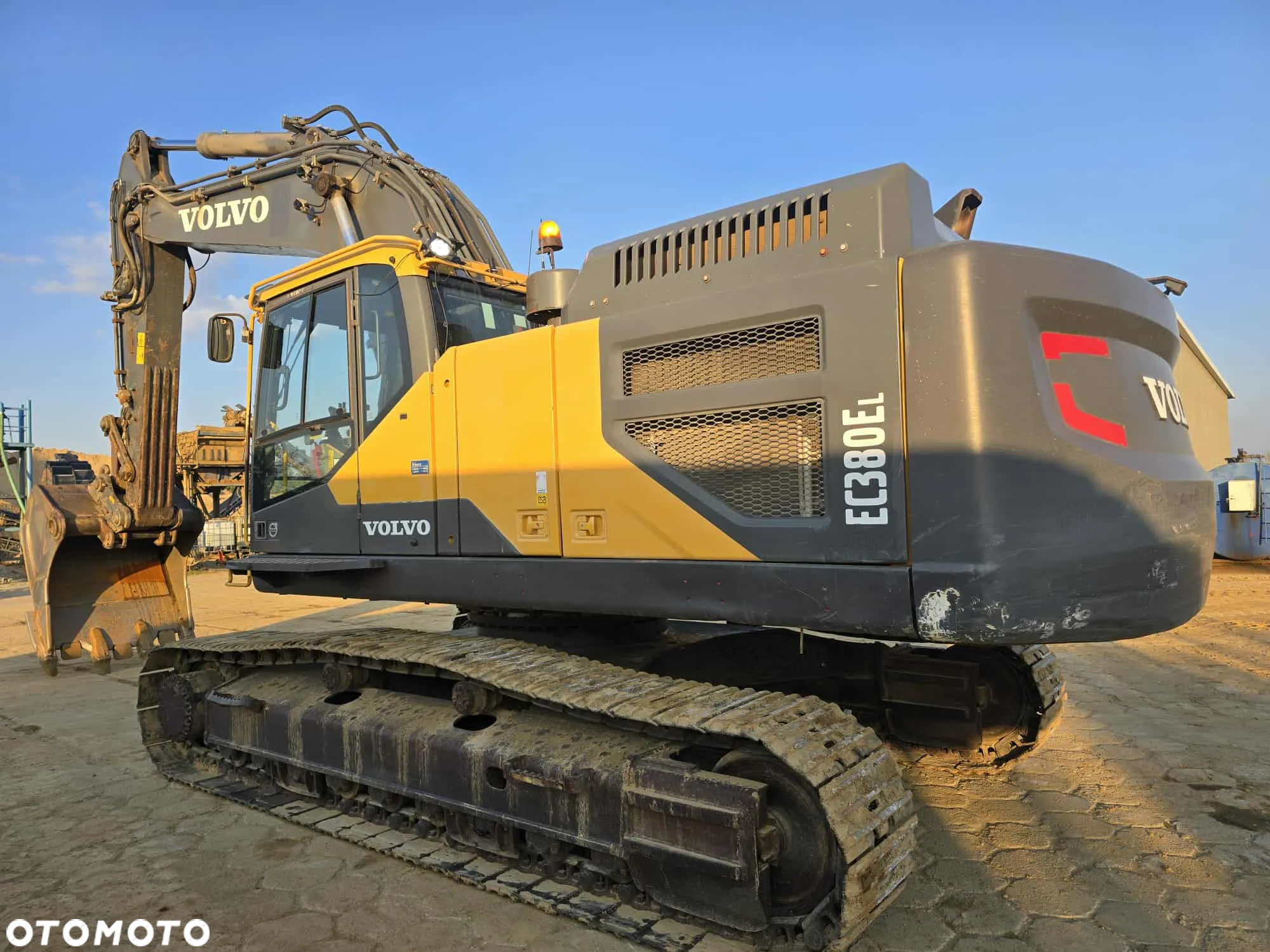 Volvo EC 380EL - 8