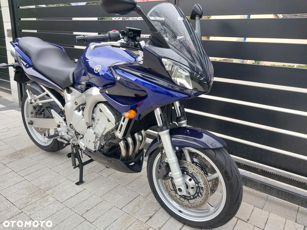 Yamaha FZ6 - 3