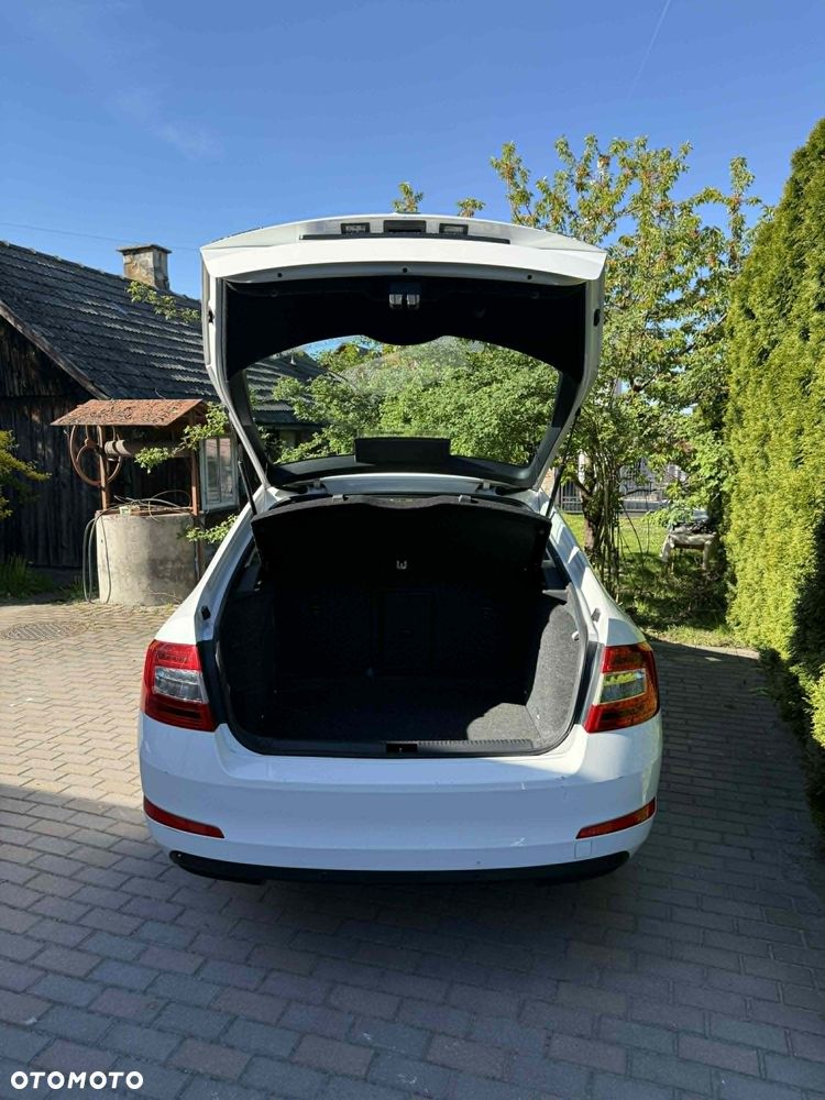 Skoda Octavia 2.0 TDI Style - 9