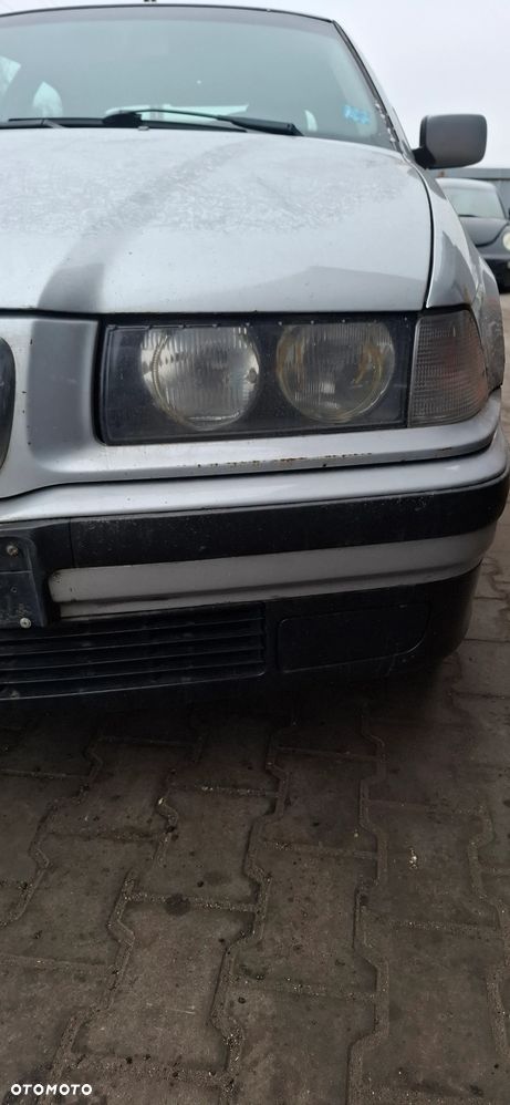 BMW E36 318 Compact na części - 14