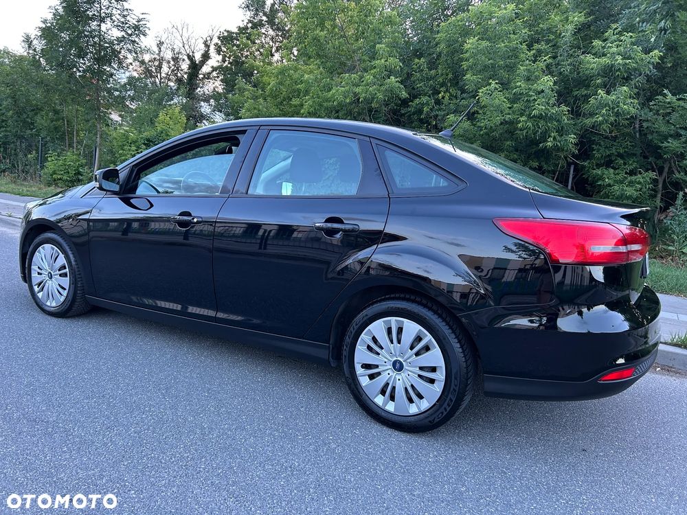 Ford Focus 1.6 Trend - 27