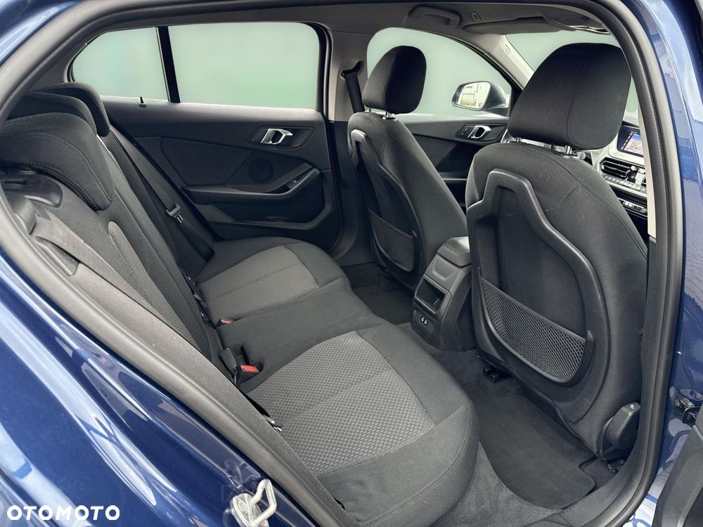 BMW Seria 1 - 15