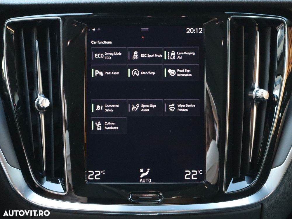 Volvo V60 D3 Geartronic Momentum Pro - 28