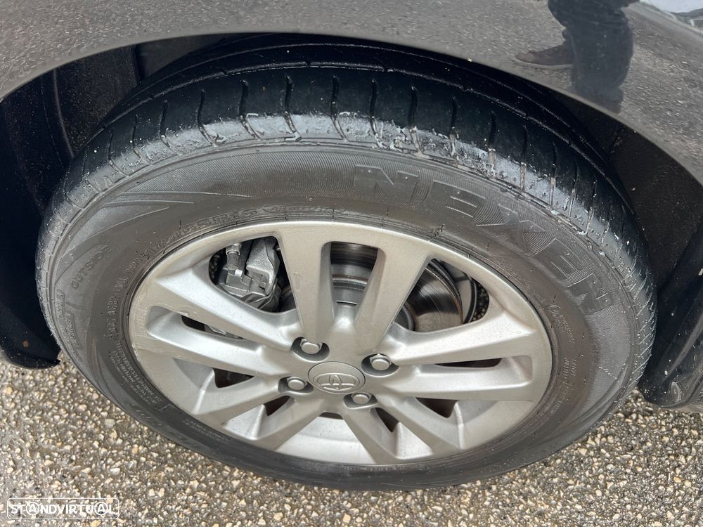 Toyota Yaris 1.0 VVT-i Comfort +PS+PT Techno - 29