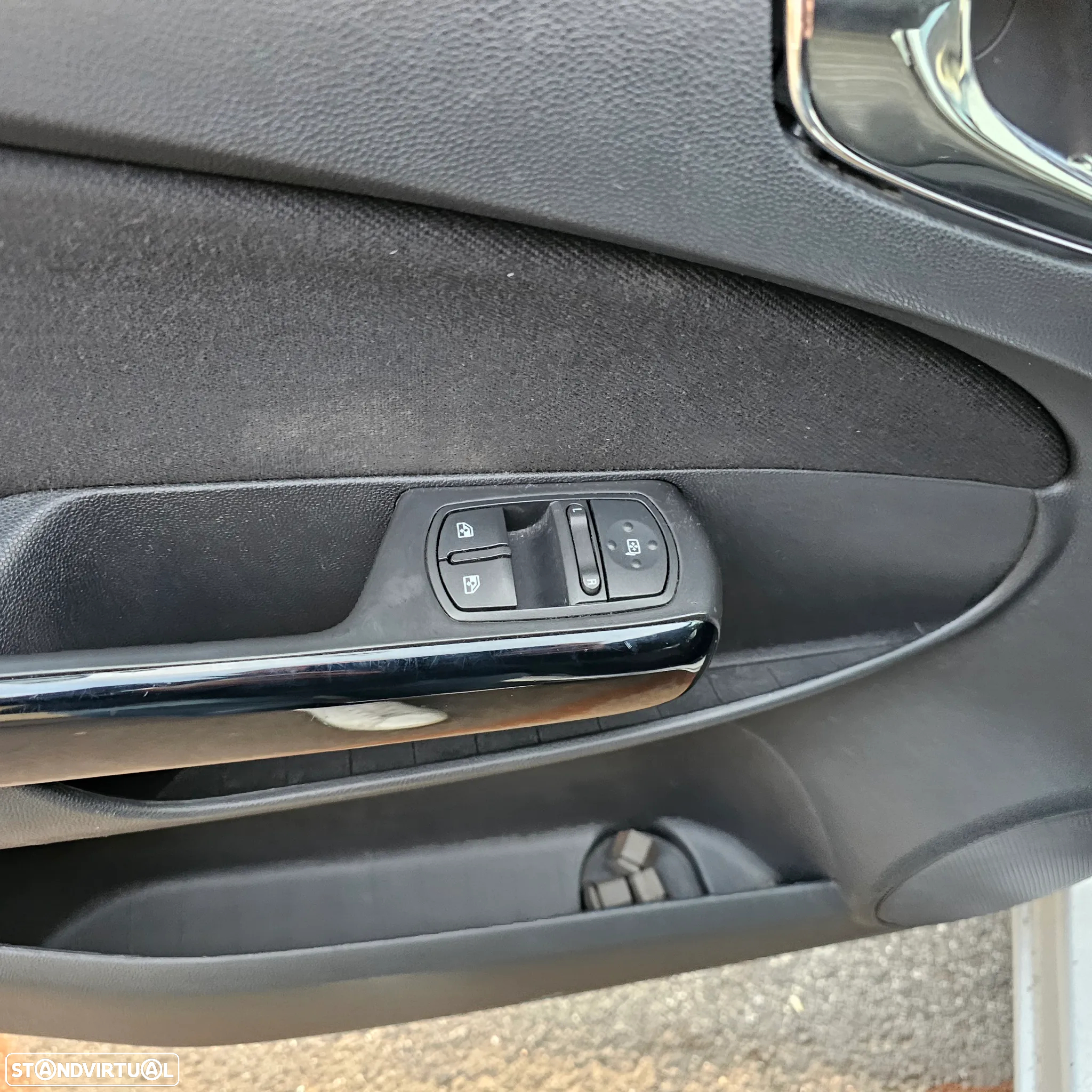 Opel Corsa 1.3 CDTi Enjoy - 11