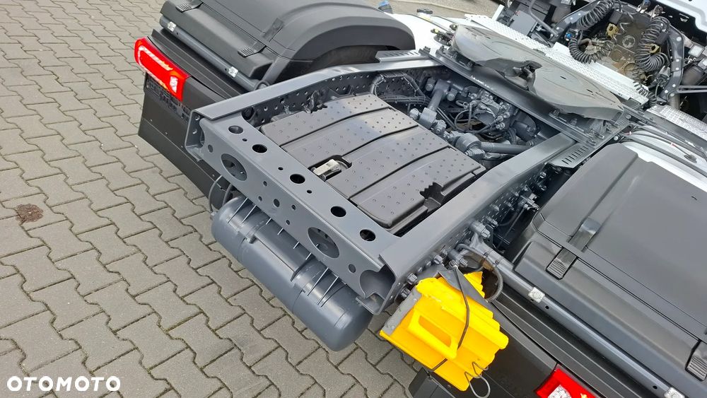 Mercedes-Benz ACTROS L / 1845 LS / STANDARD / KLIMA POSTOJOWA / NAVI / FULL LED / NOWE TACHO / SALON PL - 21