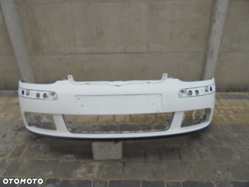 VW GOLF V 1K6 H/B - zderzak przedni - 1