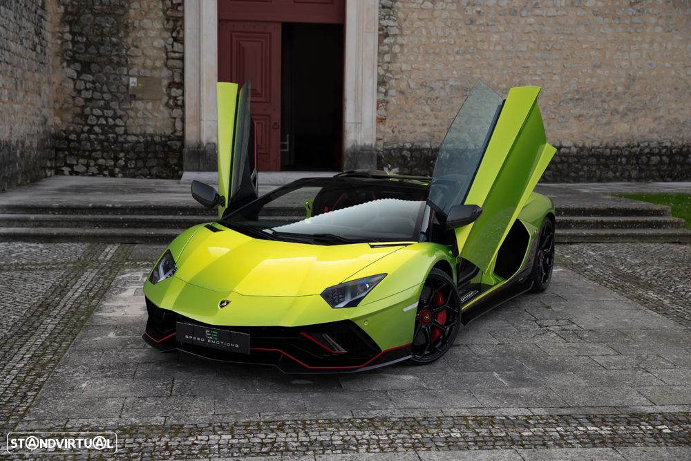 Lamborghini Aventador LP780-4 Ultimae Roadster - 1