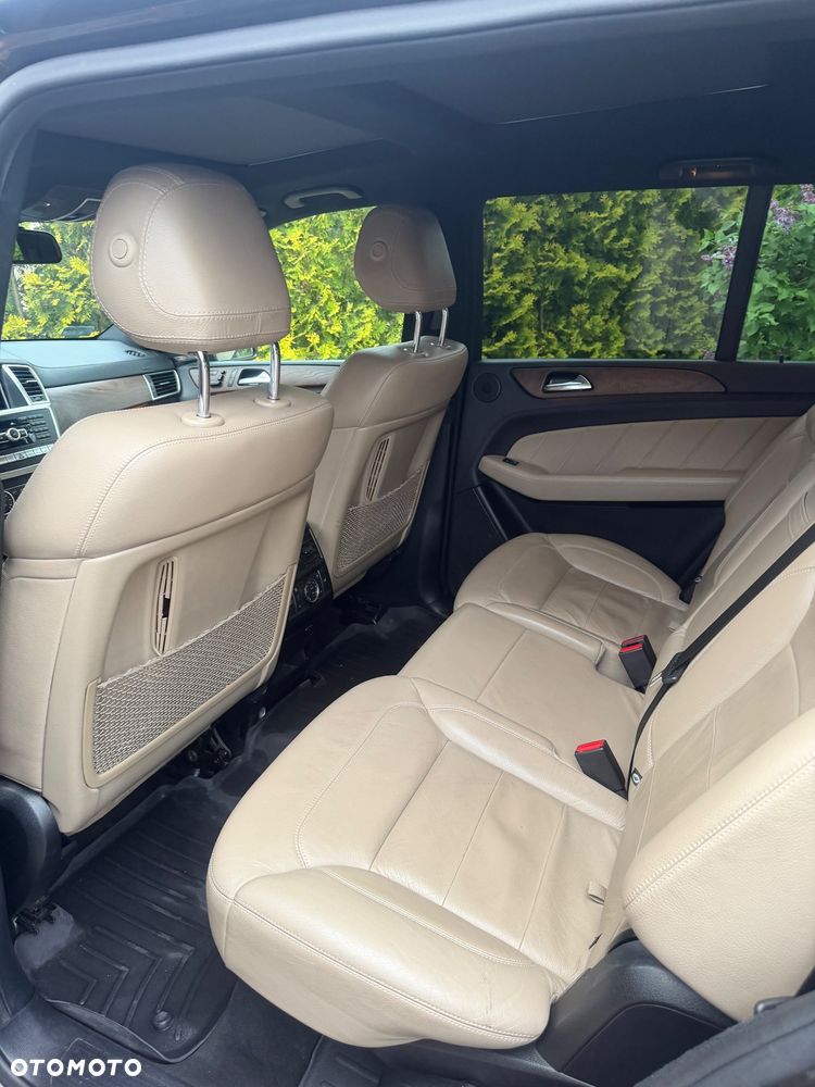 Mercedes-Benz GL 350 BlueTEC 4-Matic - 27
