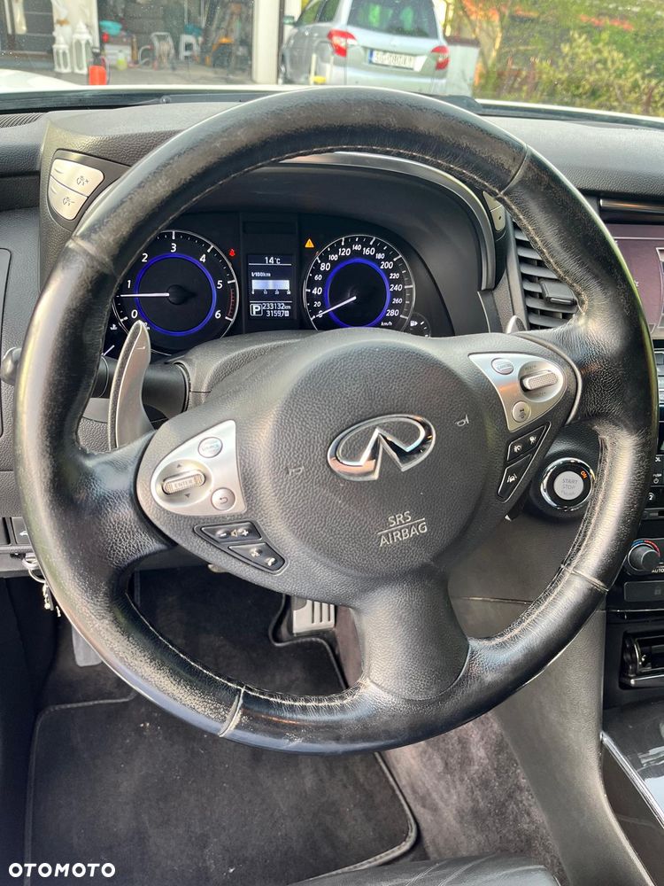 Infiniti QX70 3.0d S Premium - 7