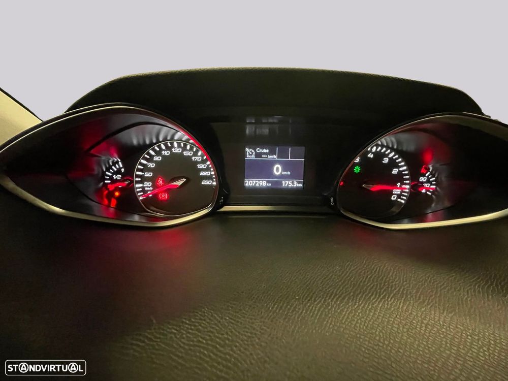Peugeot 308 SW 1.2 PureTech Allure - 10