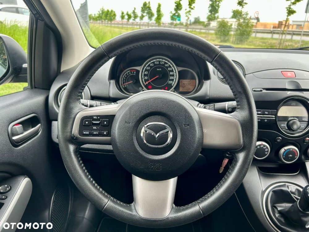Mazda 2 - 12
