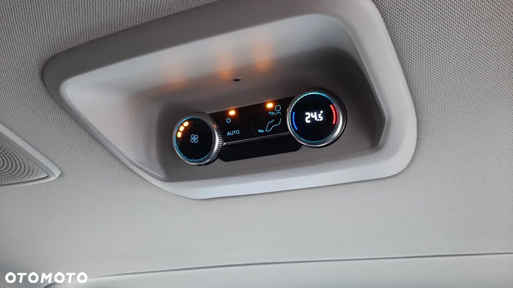 Ford Tourneo Custom 2.0 EcoBlue 320 L2 Titanium - 18