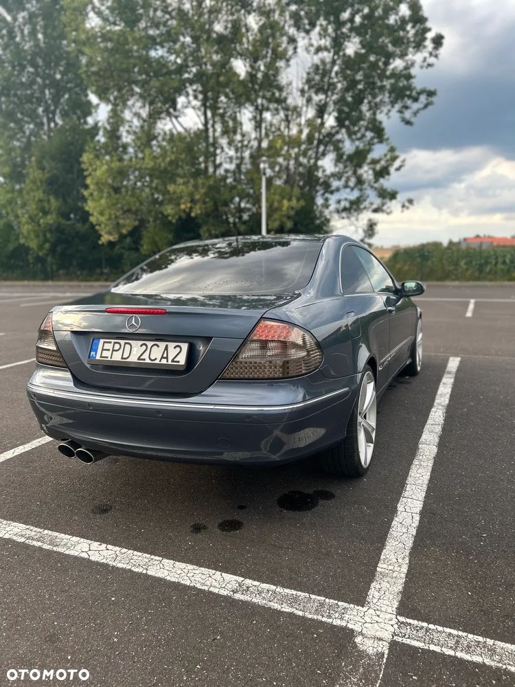 Mercedes-Benz CLK - 3