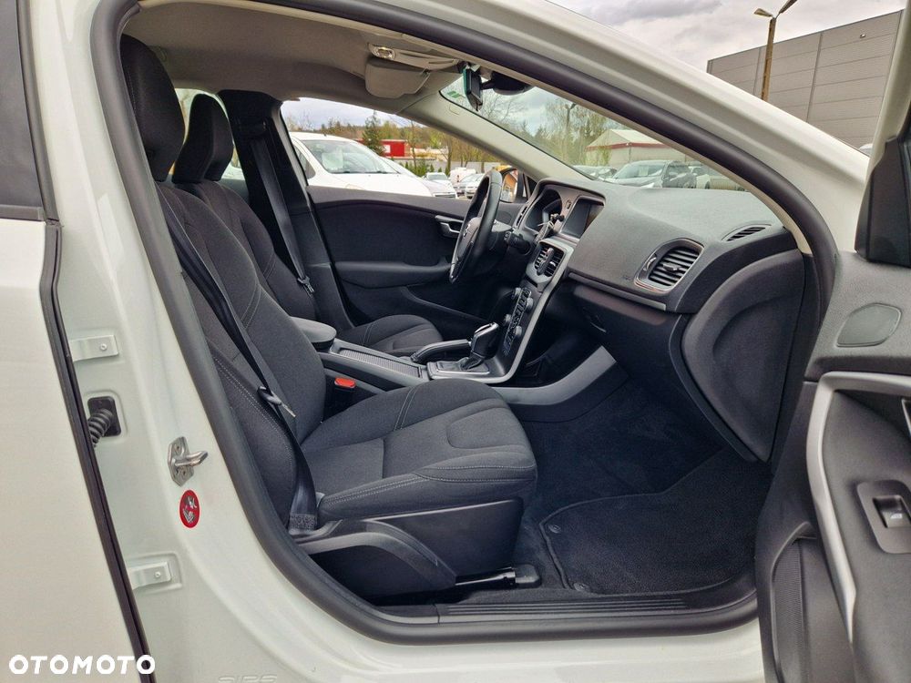 Volvo V40 D2 Drive-E Kinetic - 20