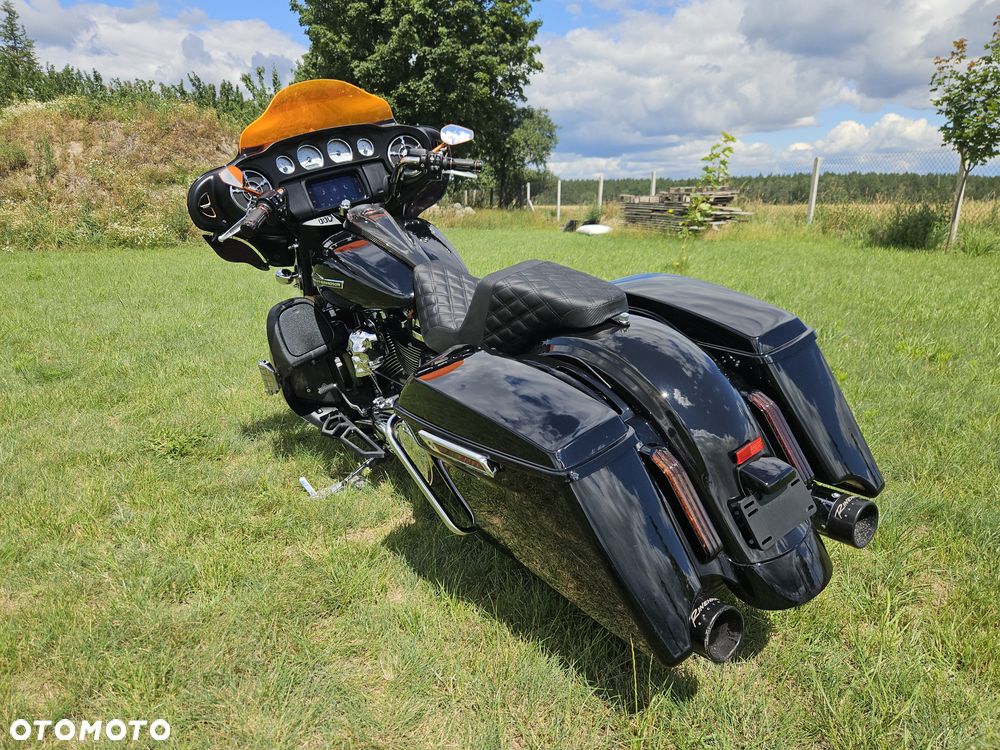 Harley-Davidson Touring Street Glide - 9