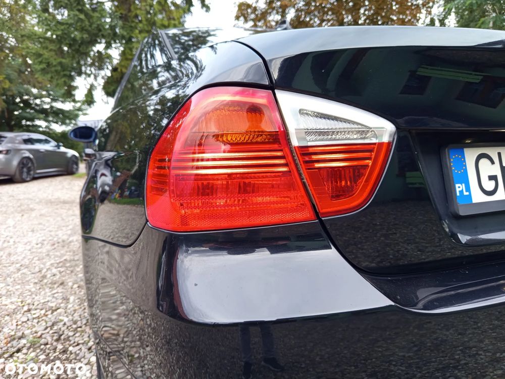 BMW Seria 3 - 23