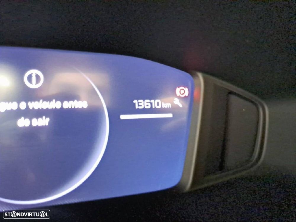 Peugeot e-2008 54 kWh Allure - 13