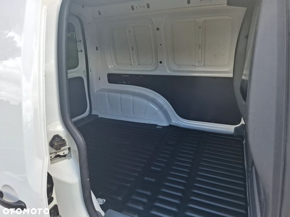 Volkswagen CADDY - 15