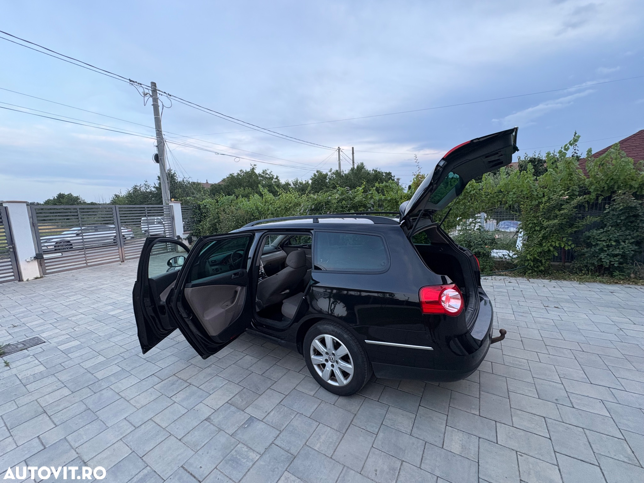 Volkswagen Passat Variant 2.0 TDI Sportline Aut - 6