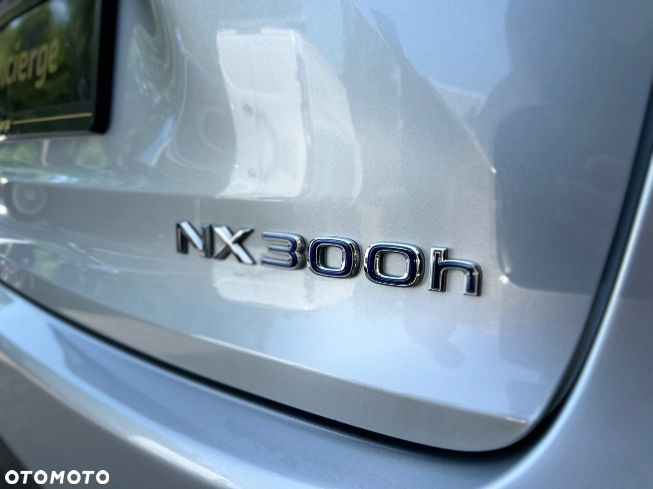 Lexus NX 300h Comfort AWD - 32