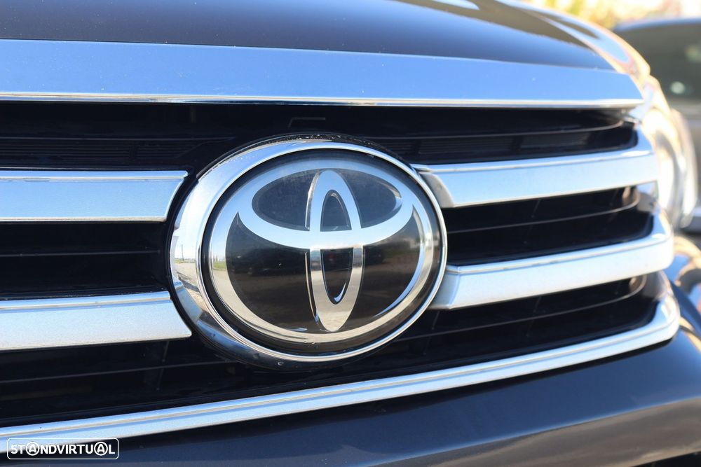 Toyota Hilux 2.4 D-4D 4WD Tracker - 7