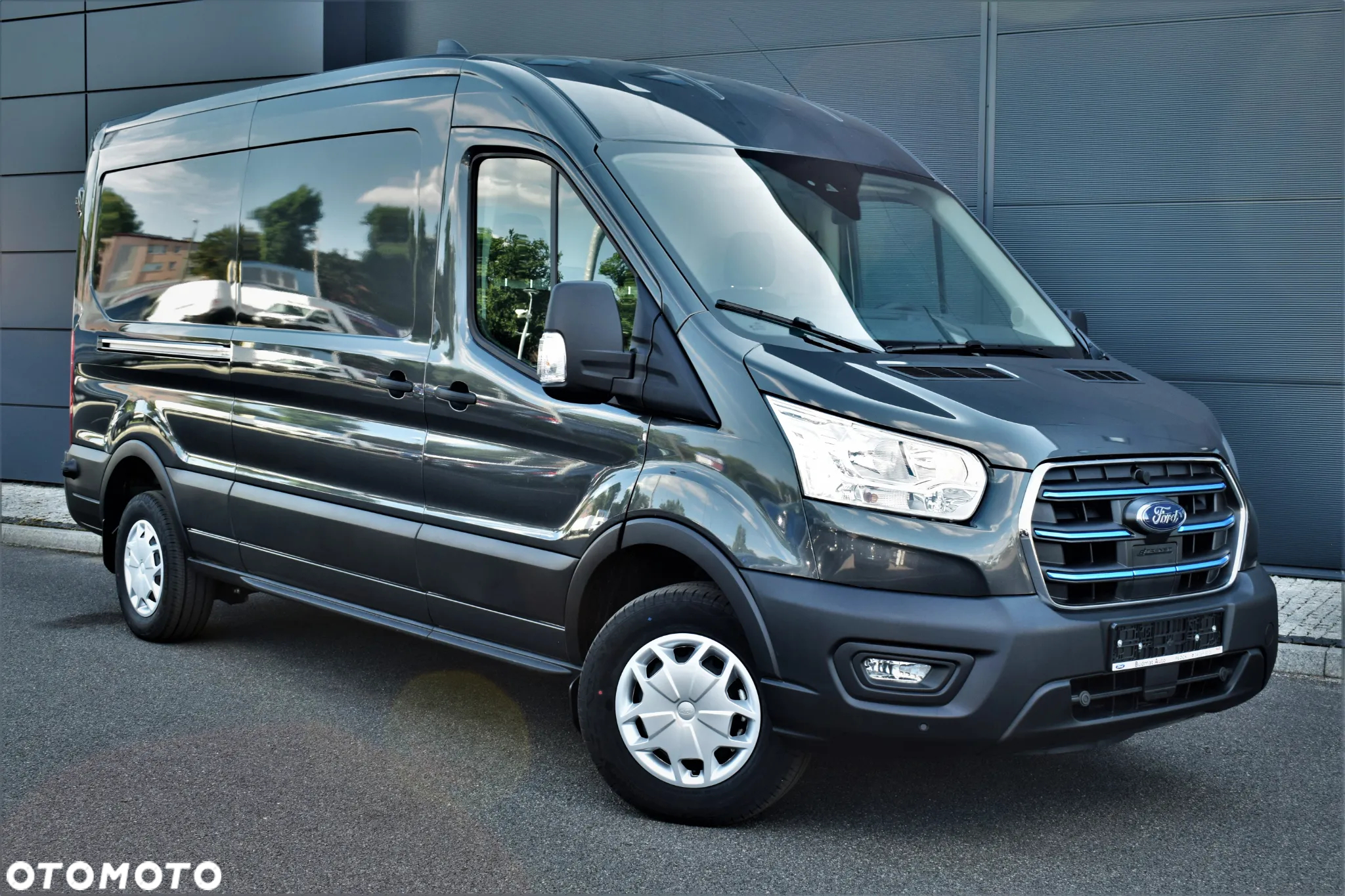 Ford E-Transit - 2