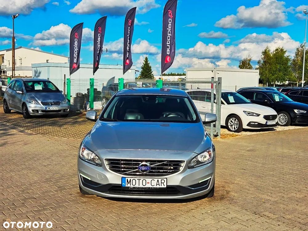 Volvo S60 D2 Drive-E Momentum - 22