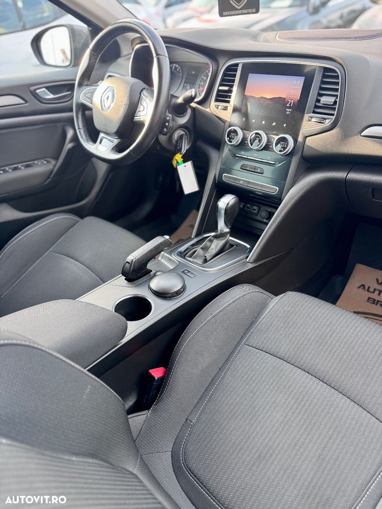 Renault Megane TCe GPF EDC Intens - 11