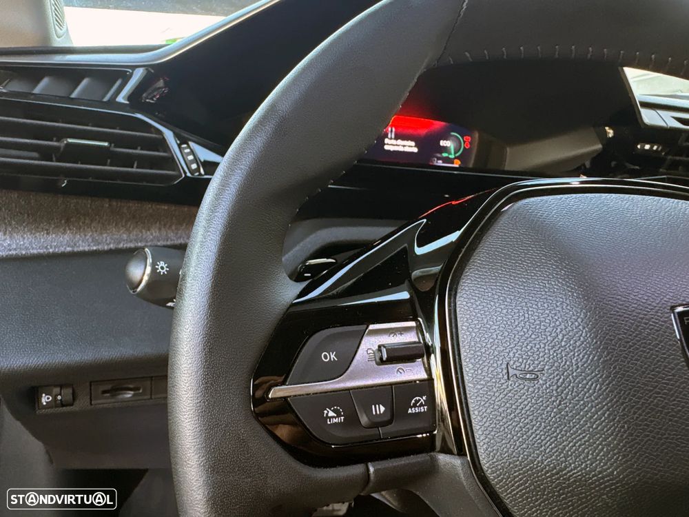 Peugeot 408 1.2 PureTech Allure Pack EAT8 - 36