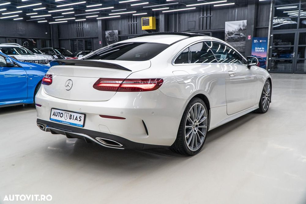 Mercedes-Benz E 300 Coupe Aut. - 7