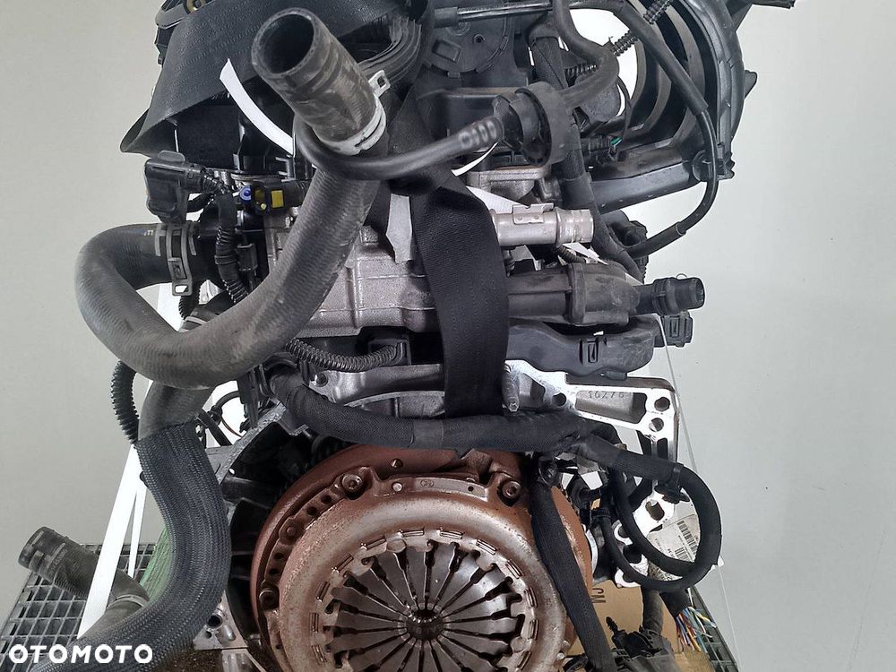 SILNIK CITROEN C3 III HM05     10XVA7 1.2 VTI - 4