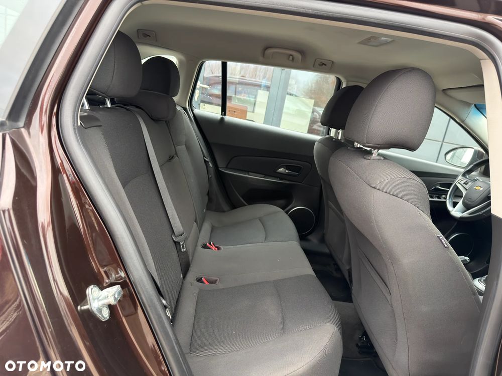 Chevrolet Cruze 1.4 T LT - 28