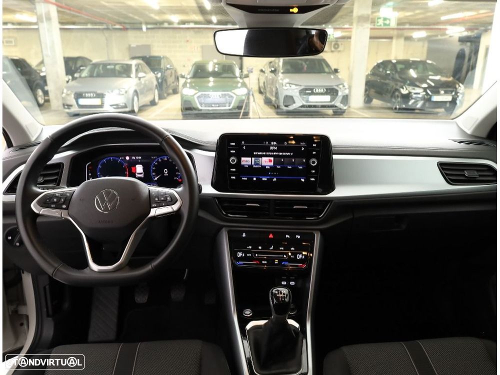 VW T-Roc 1.0 TSI Urban - 27