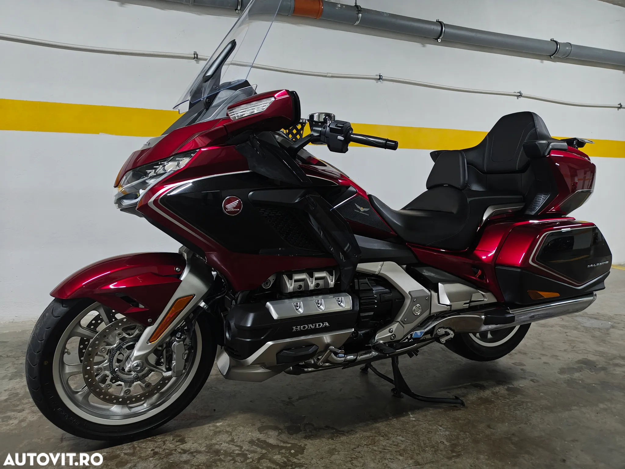 Honda GL 1800 Gold Wing - 14