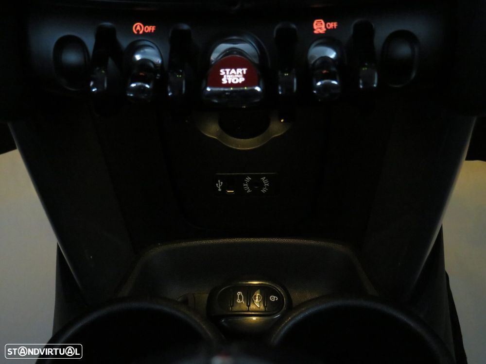 MINI 5 Portas Cooper D - 40