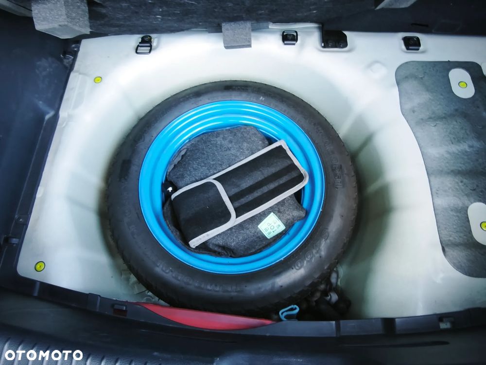 Kia Rio 1.4 L - 18