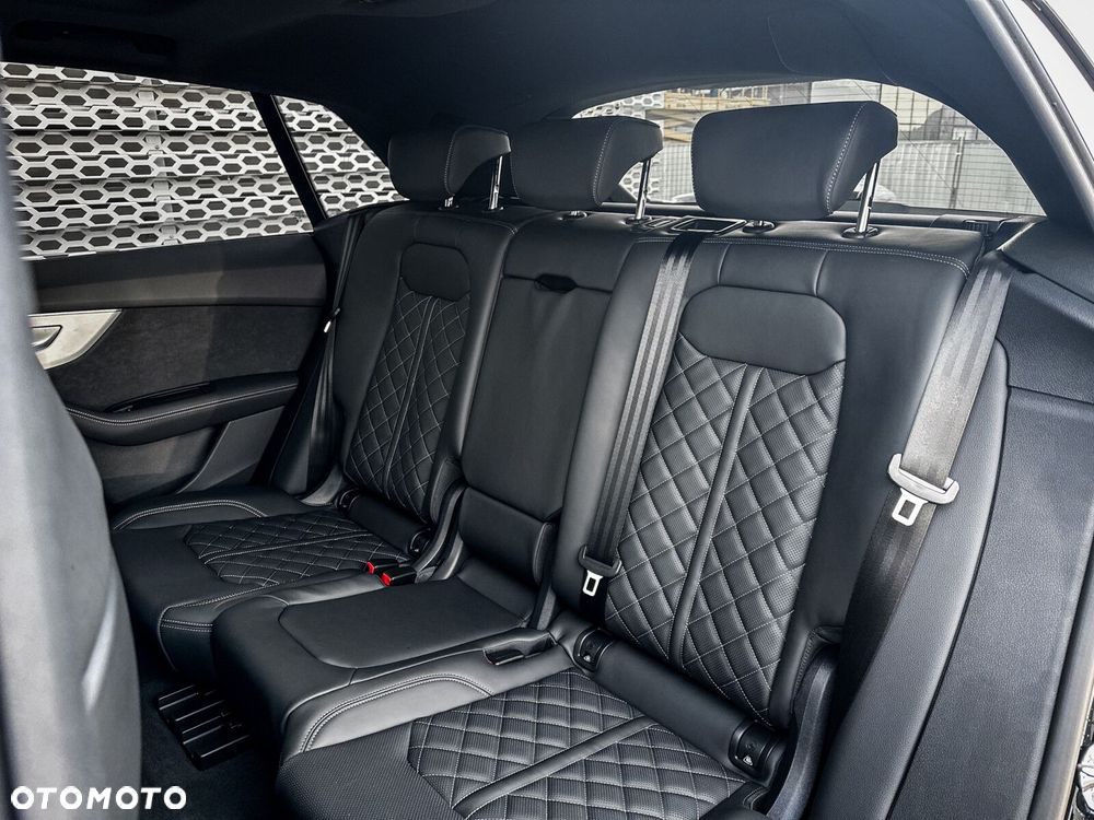 Audi Q8 - 38