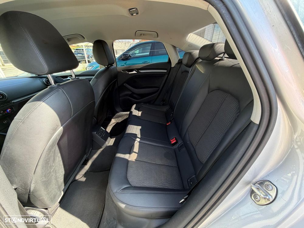 Audi A3 Limousine 1.6 TDI Advance - 18