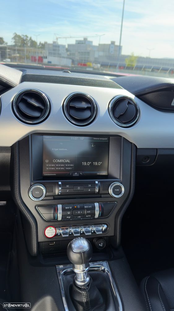 Ford Mustang 2.3 Eco Boost - 11