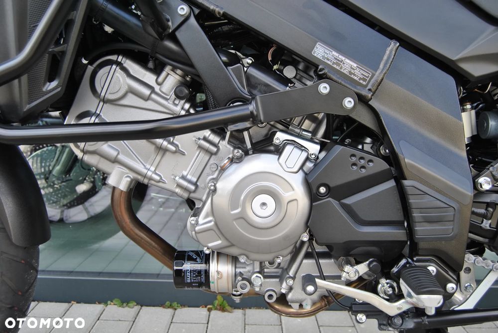 Suzuki DL - 11