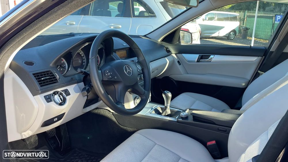 Mercedes-Benz C 220 CDi Avantgarde BlueEfficiency - 10