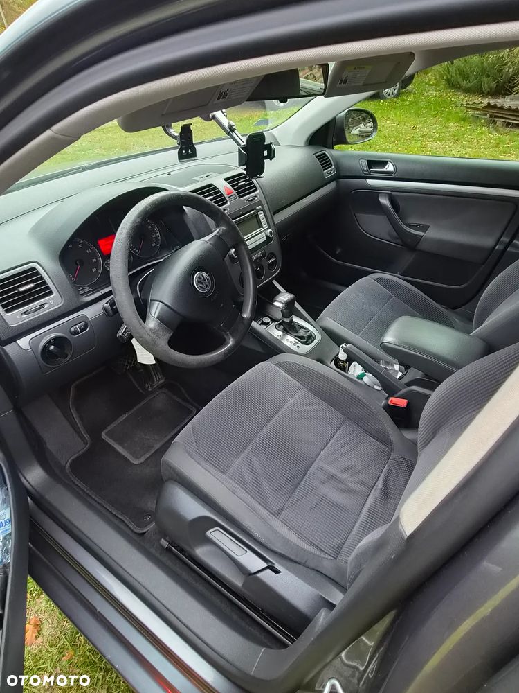 Volkswagen Jetta 2.5 - 7