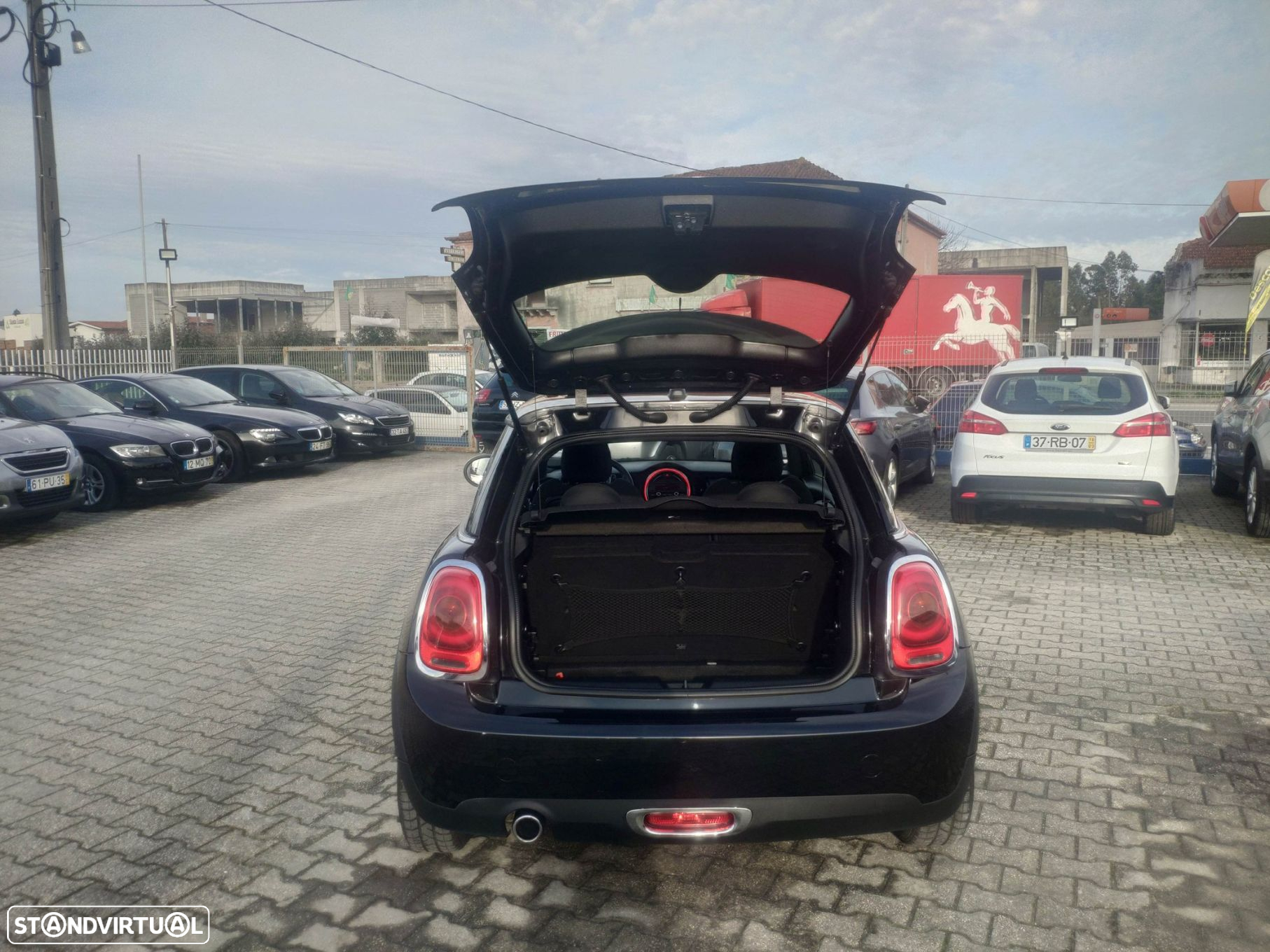 MINI 3 Portas Cooper D - 9