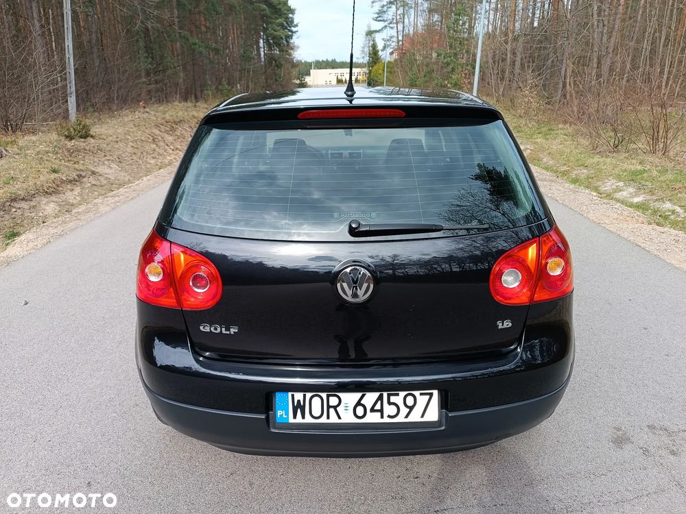 Volkswagen Golf 1.6 Comfortline - 14