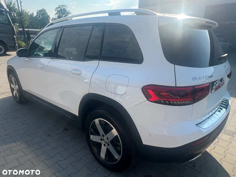 Mercedes-Benz GLB - 7