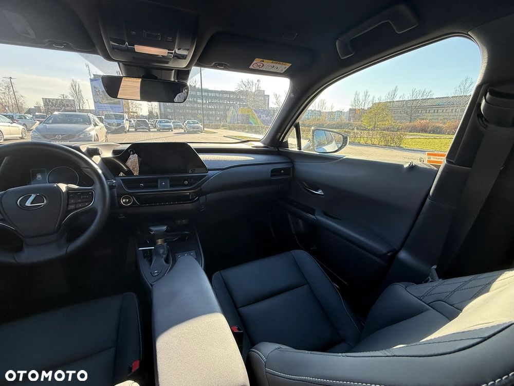 Lexus UX 250h GPF F Sport Design 2WD - 15