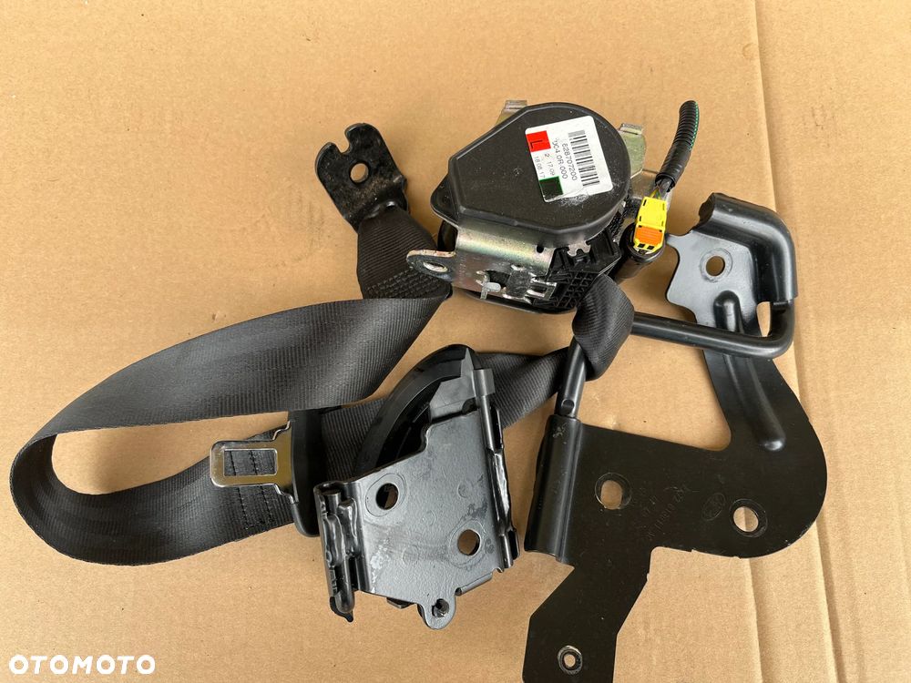 Pas bezpieczeństwa tylny lewy z nabojem 628707200 Land Rover Discovery Sport L550 - 1