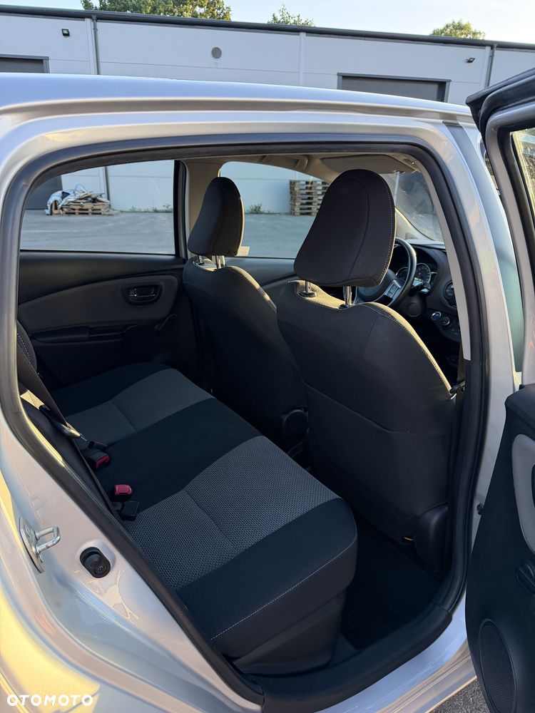 Toyota Yaris Hybrid 100 Premium EU6 - 14