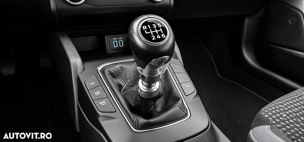 Ford Focus 1.5 EcoBlue Start-Stopp-System TITANIUM X - 13